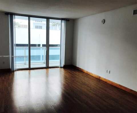 186 SE 12th Ter, Miami, FL 33131