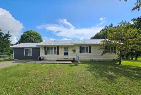 52 Max Ln, Galax, VA 24333