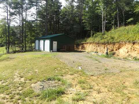 1688 Whitetown Rd., Hillsville, VA 24343