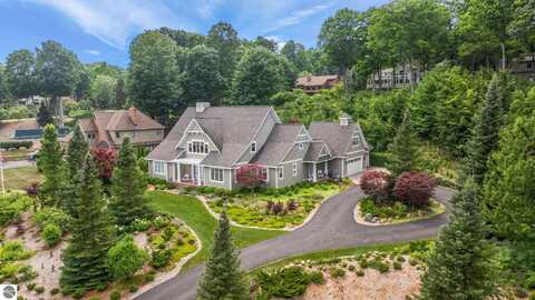 10241 E San Remo Boulevard, Traverse City, MI 49684