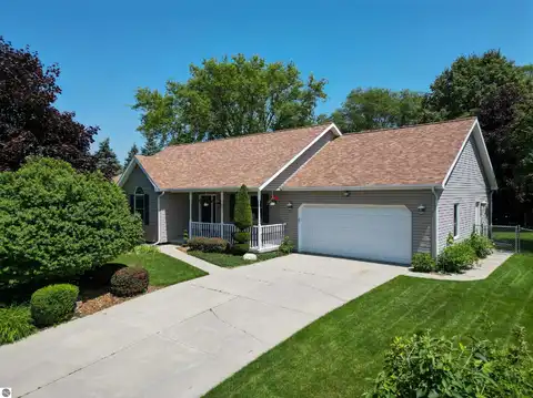 520 E Grand Avenue, Mount Pleasant, MI 48858
