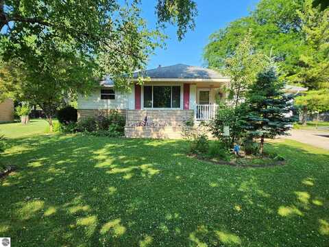 212 S Grove, Standish, MI 48703