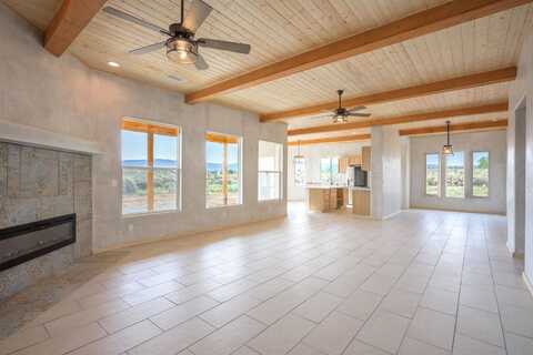 10 Colty Road, Ranchos de Taos, NM 87557