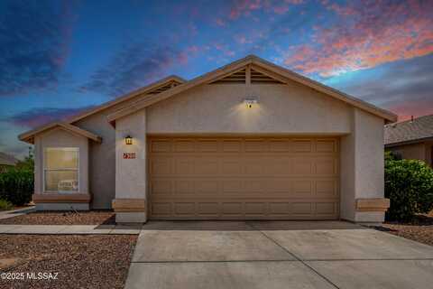 1300 N Falcon Ridge Drive, Tucson, AZ 85745