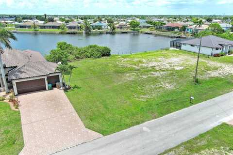401 NW 24th Ter, Cape Coral, FL 33993