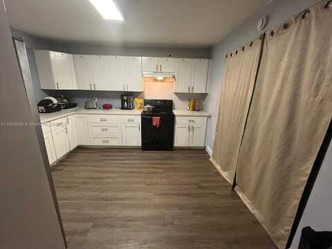 1101 Grant St, West Palm Beach, FL 33407