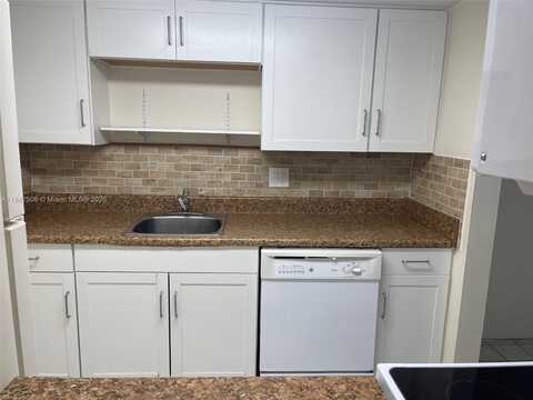 14221 N Kendall Dr, Miami, FL 33186