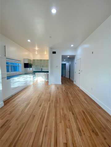 929 Michigan Ave, Miami Beach, FL 33139