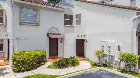 9749 NW 48th Ter, Doral, FL 33178