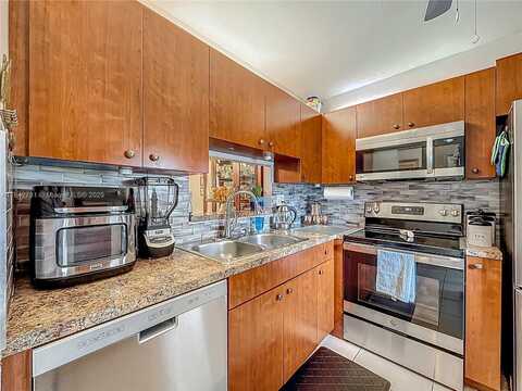 5171 W Oakland Park Blvd, Lauderdale Lakes, FL 33313