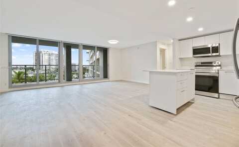 1504 Bay Rd, Miami Beach, FL 33139
