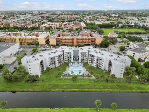1820 W 53rd St, Hialeah, FL 33012