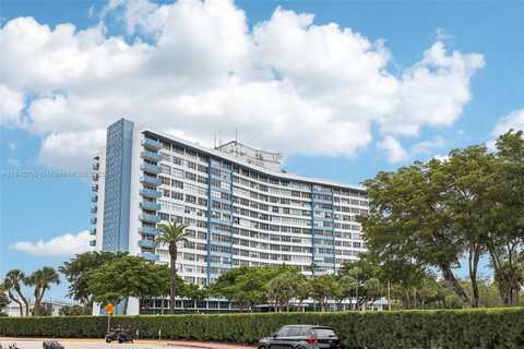7441 Wayne Ave, Miami Beach, FL 33141