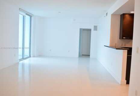 3030 NE 188 St, Aventura, FL 33180