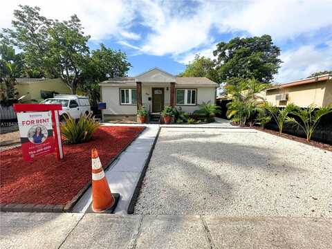 245 SW 6th St, Dania Beach, FL 33004