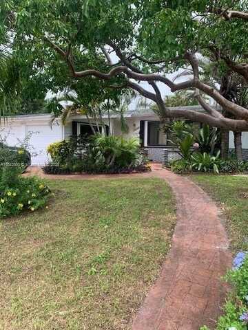 15605 NW 2nd Ct, Miami, FL 33169