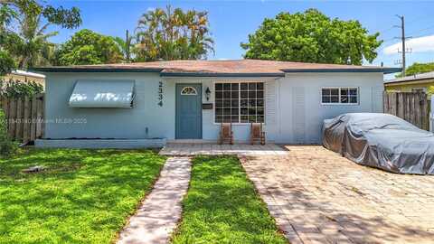 2334 Pierce St, Hollywood, FL 33020