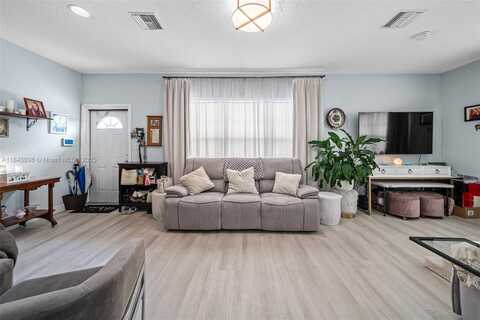 23 Allen Rd, West Park, FL 33023