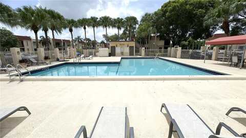16461 Blatt Blvd, Weston, FL 33326