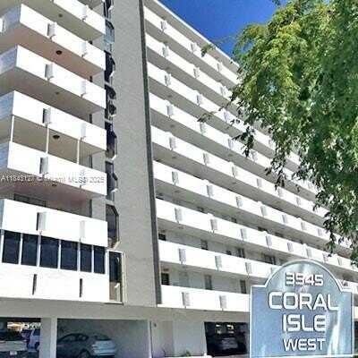 3545 NE 166th St, North Miami Beach, FL 33160