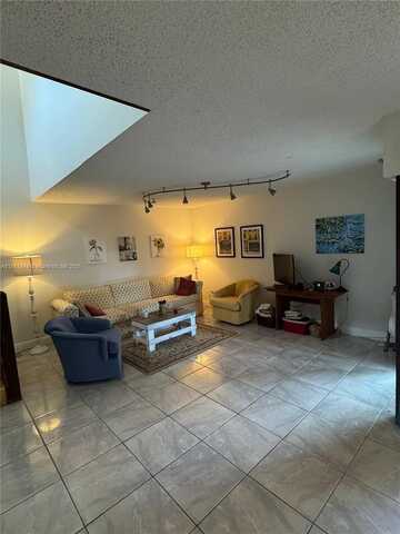 13245 SW 111th Ter, Miami, FL 33186
