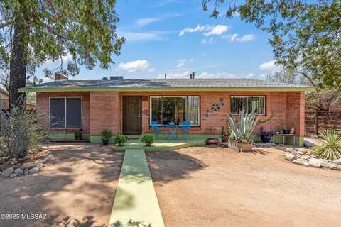 3342 E Seneca Street, Tucson, AZ 85716