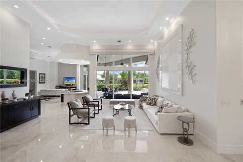 2458 Provence Ct, Weston, FL 33327
