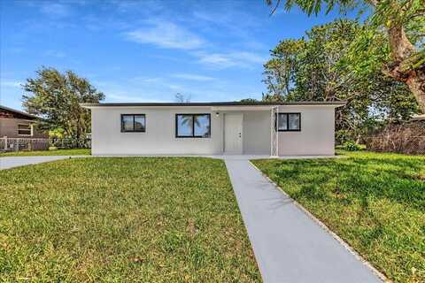 3381 NW 210th Ter, Miami Gardens, FL 33056