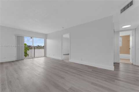 8560 N Sherman Cir, Miramar, FL 33025