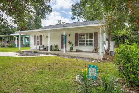 65 Summer Brooke Lane, Crawfordville, FL 32327