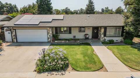 1583 S Klien Avenue, Reedley, CA 93654