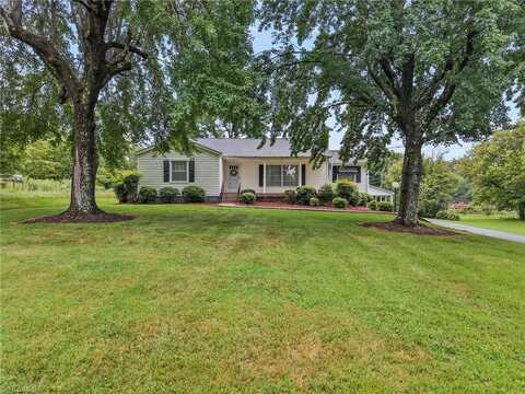 5506 Winona Street, Winston Salem, NC 27106