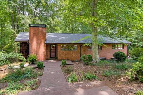 5900 Arden Drive, Clemmons, NC 27012