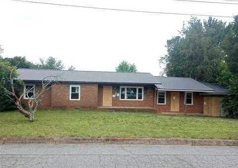 101 Markwood Lane, Lexington, NC 27295