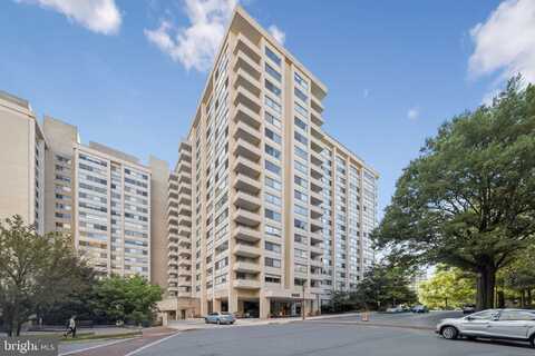 5500 FRIENDSHIP BOULEVARD, CHEVY CHASE, MD 20815