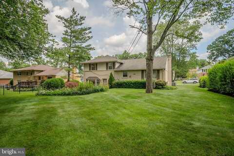 2406 LARCHWOOD ROAD, WILMINGTON, DE 19810