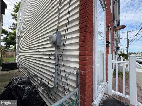 325 S BROADWAY, GLOUCESTER CITY, NJ 08030