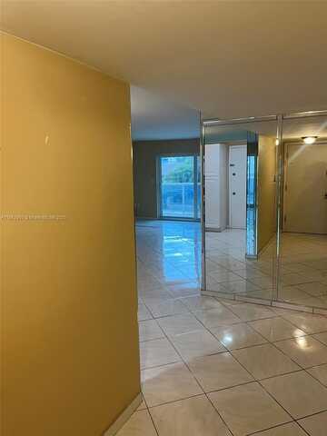 1801 S Ocean Dr, Hollywood, FL 33019