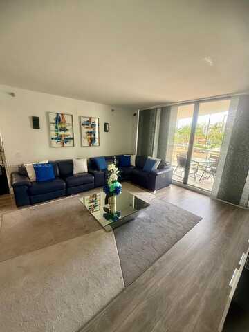 3640 Yacht Club Dr, Aventura, FL 33180