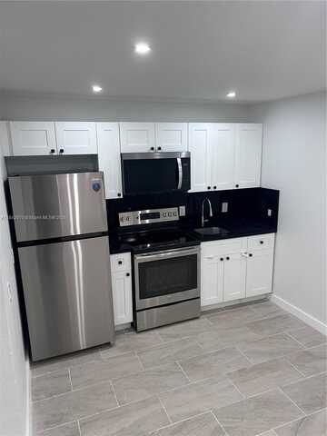 9301 NW 4th Ave, Miami, FL 33150