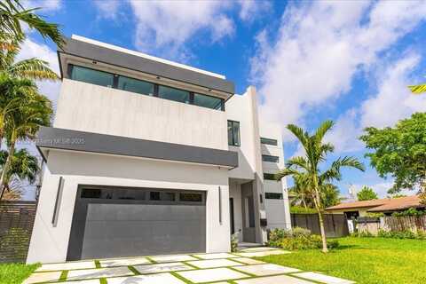 21320 NE 26th Ave, Miami, FL 33180