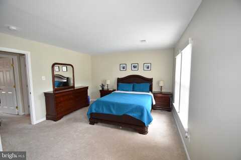 2 N BELLWOODE DRIVE, NEWARK, DE 19702