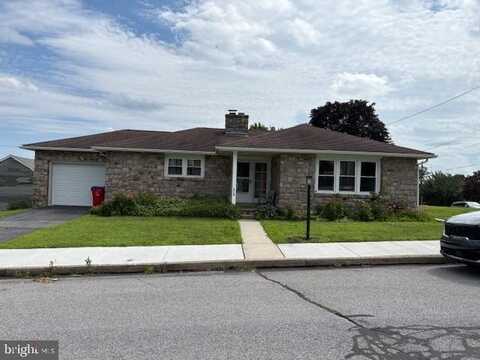 402 SPRUCE STREET, HAMBURG, PA 19526