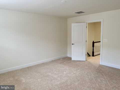 8505 CRAGGAN LANE, MANASSAS, VA 20109