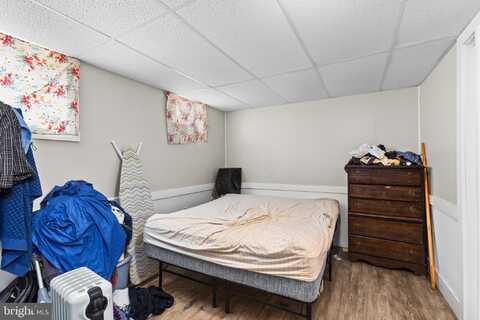 330 JULIAN STREET, WILLIAMSTOWN, PA 17098