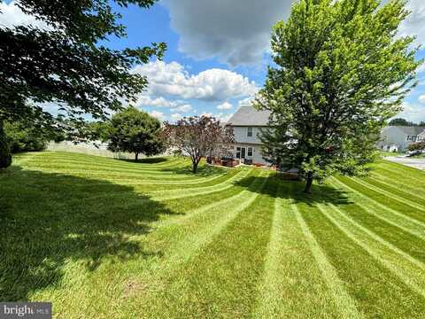 1280 CRANBERRY LANE W, YORK, PA 17402