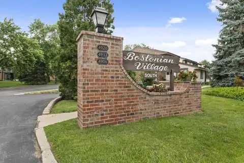 4912 S 19th St, Milwaukee, WI 53221