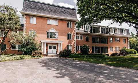 12990 W Bluemound Rd, Elm Grove, WI 53122