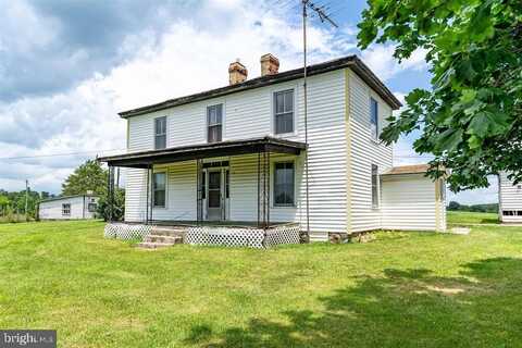 2199 BARRENRIDGE ROAD, STAUNTON, VA 24401