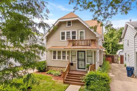 2737 N 56th St, Milwaukee, WI 53210
